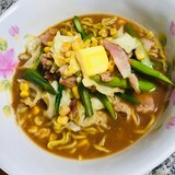 生ラーメンみそ味アスパラベーコンキャベツにコーン